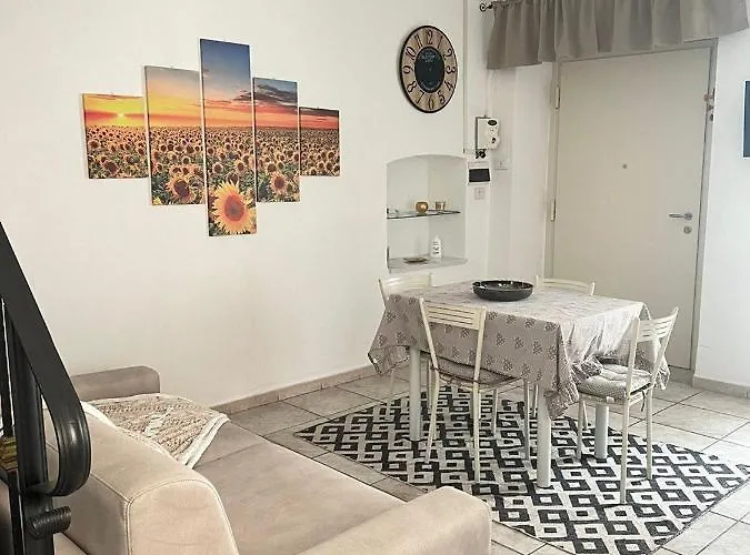 Апартаменты Girasole Селано